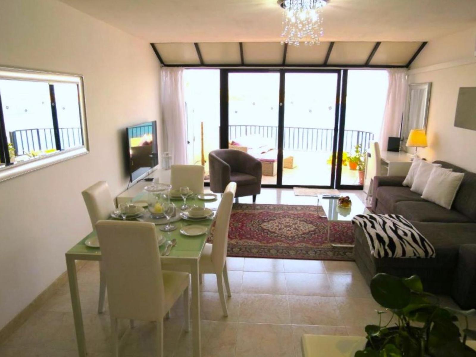 Seafront Apartment Terrace, Lounger & Panoramic Ocean Views Mellieħa Zimmer foto