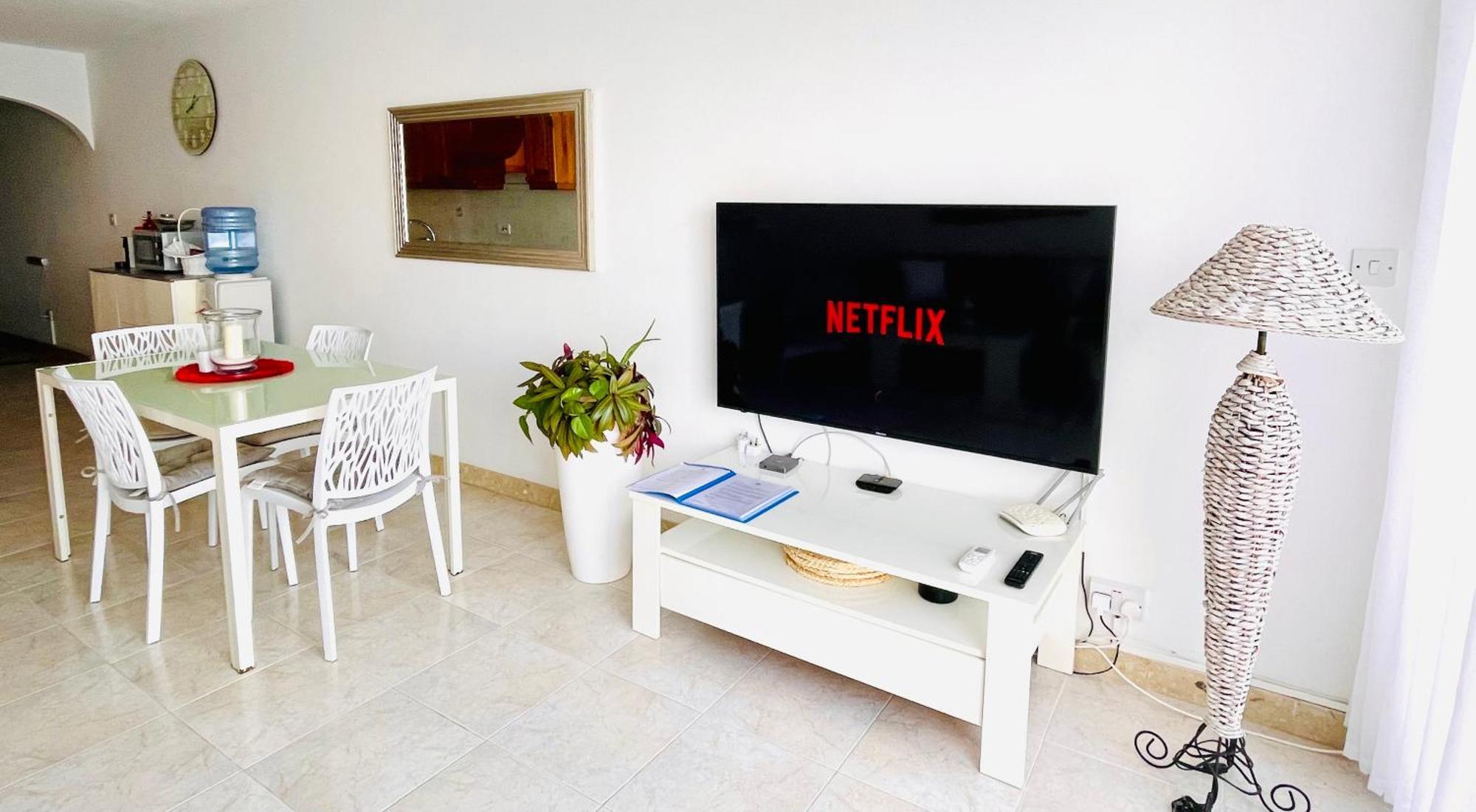 Seafront Apartment Terrace, Lounger & Panoramic Ocean Views Mellieħa Exterior foto